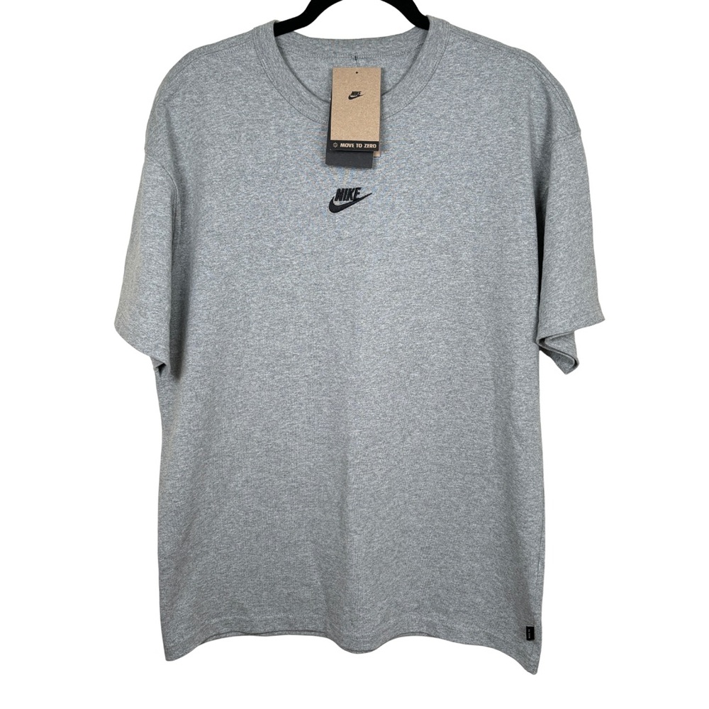 NWT Nike Men’s Medium Loose Fit T-Shirt